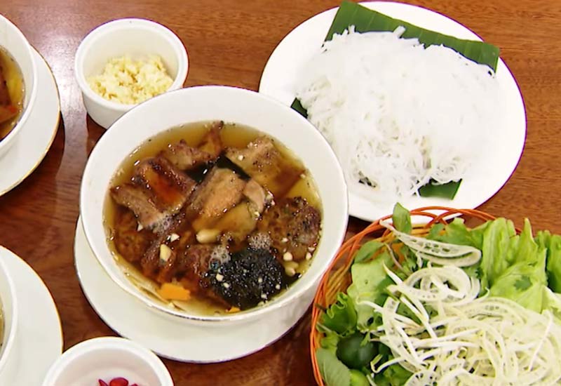 Bún chả Sinh Từ - 2 Nguyễn Phong Sắc