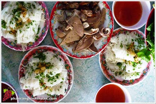 Bánh hỏi lòng heo Phan Ranh