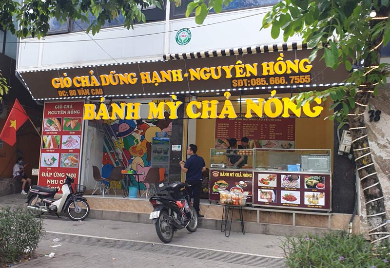 Bánh Mỳ Chả Nóng - 80 Văn Cao