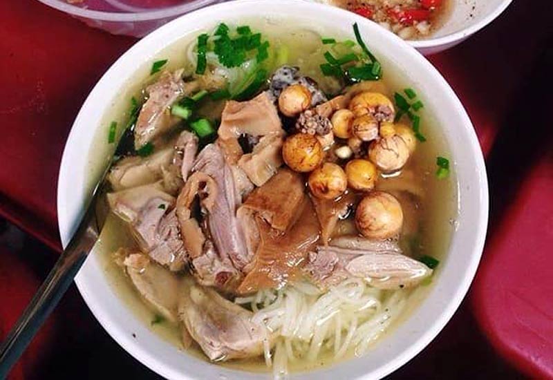 Bún phở miến cháo mỳ - 136 Chùa Láng