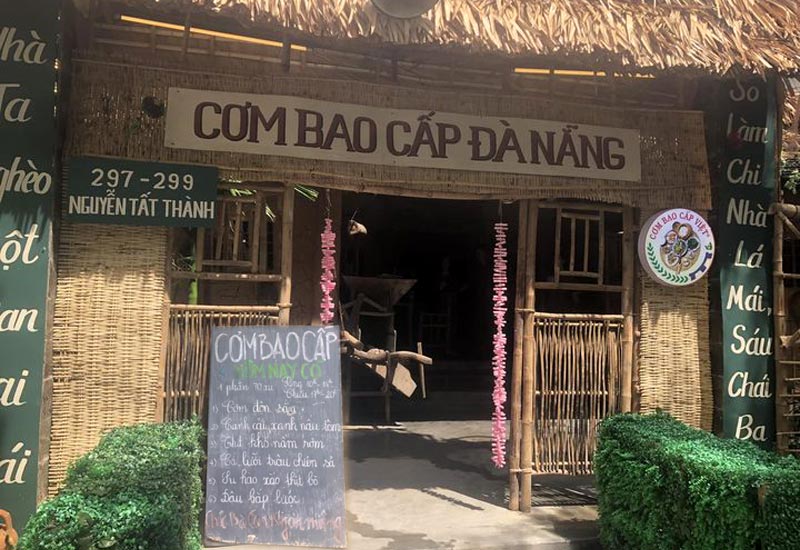 Quán Cơm Bao Cấp Đà Nẵng - Bữa cơm đậm chất quê nhà thời bao cấp ở 299 Nguyễn Tất Thành, Đà Nẵng