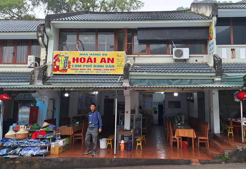 Nhà hàng B6 Hoài An - Cơm phở bình dân ở Chùa Yên Tử, Quảng Ninh
