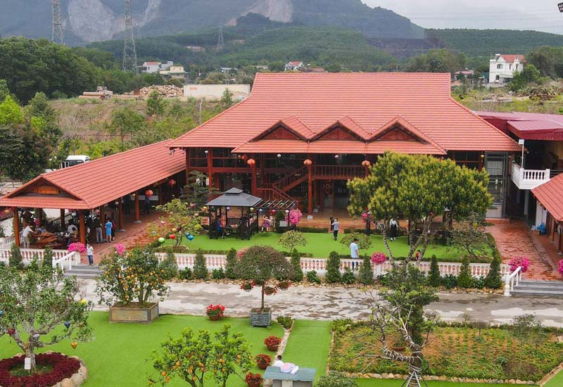 Nhà Hàng Xuân Trường - Nhà hàng sinh thái tại Hoành Bồ