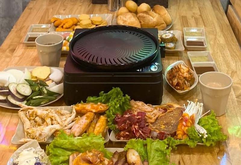 Nhai Nhóp Nhép Buffet - 75 Đại Cồ Việt