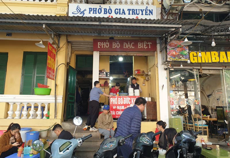 Phở Bò Đức Khôi - Quán phở nổi tiếng Phố Cổ tại 77 Phùng Hưng, Hà Nội