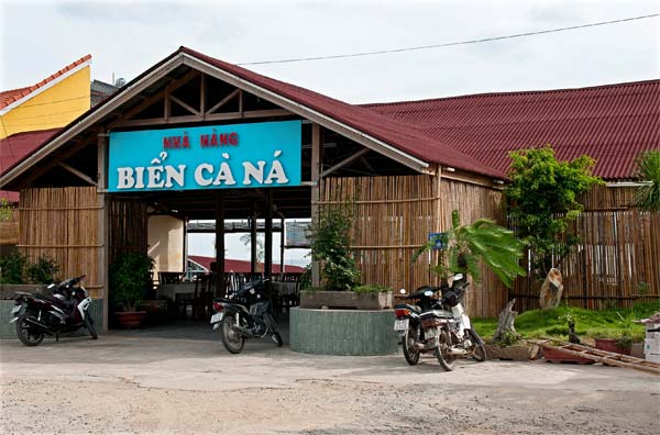 Nhà Hàng Sơn Biển