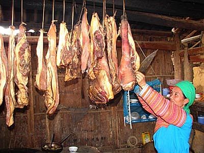 Thịt lợn gác bếp Sapa