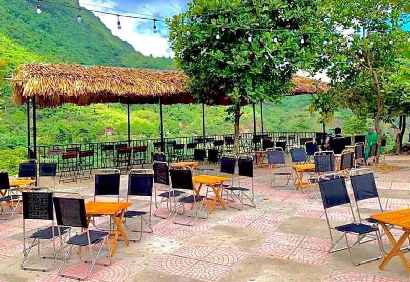 Nhà Hàng & Coffee Đèo Cun - Điểm dừng nghỉ ở dốc Cun, Hòa Bình