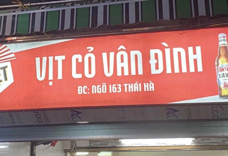 Vịt Nướng - Quán vịt cỏ Vân Đình tại 163 Thái Hà, Hà Nội