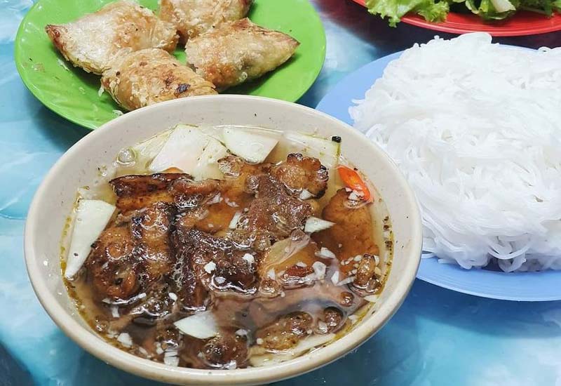 Bún Chả 74 Hàng Quạt, Hoàn Kiếm, Hà Nội