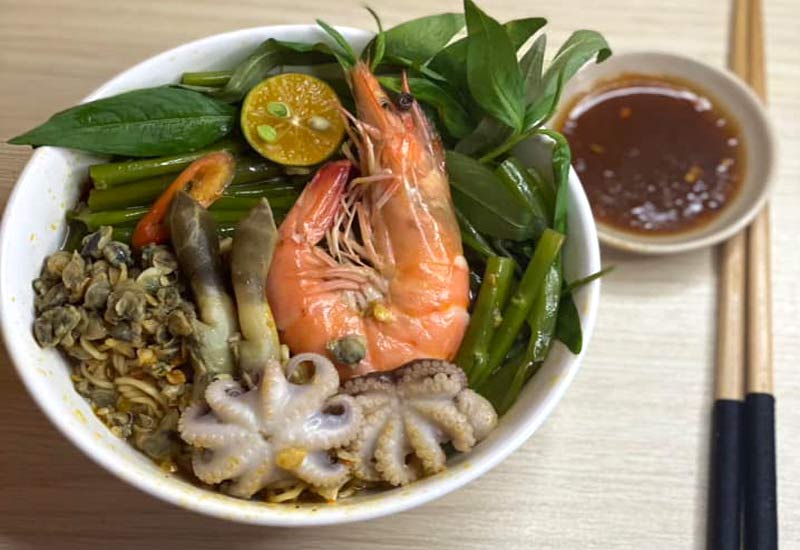 Mì Ốc Hến Dì Lan 2/5 Ngô Văn Sở, Phường 13, Quận 4, Thành phố Hồ Chí Minh