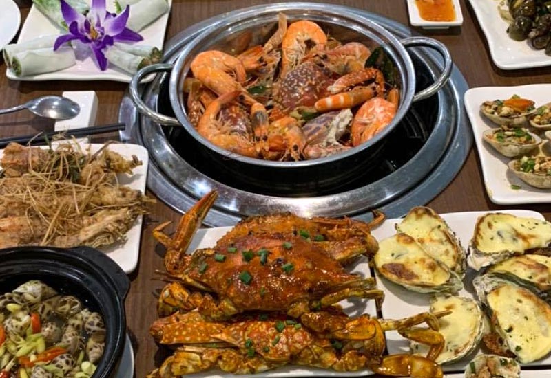 Buffet Chef Dzung Tầng 1 - Tòa Gold Season, số 47 Nguyễn Tuân, Thanh Xuân, Hà Nội