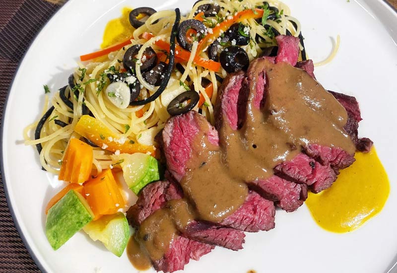 Le Monde Steak - Bít tết kiểu Pháp tại tầng 3 TTTM Aeon Mall Long Biên, Quận Long Biên, Hà Nội