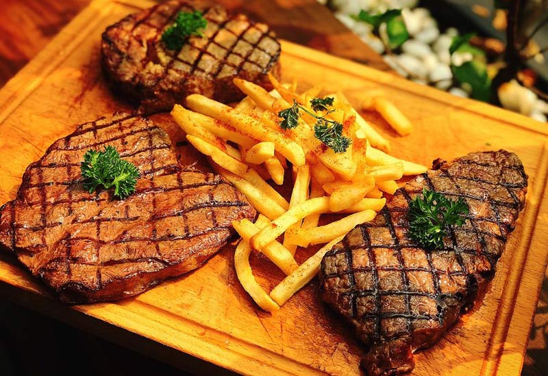 Topping Beef Steakhouse 16L Lê Ngô Cát, Phường 7, Quận 3, Thành phố Hồ Chí Minh