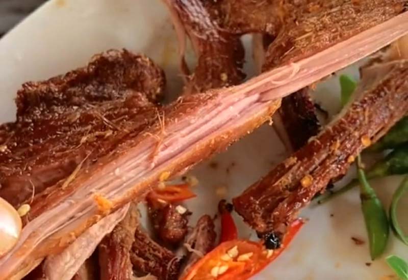 Bò một nắng Mười Đức 45 Thống Nhất, Thị trấn Phú Túc, Huyện KrôngPa, Gia Lai