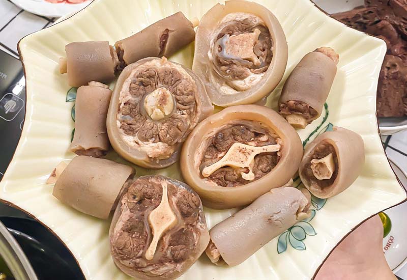 Lẩu Bò Tự Do 112 Nguyễn Văn Tuyết, Đống Đa, Hà Nội