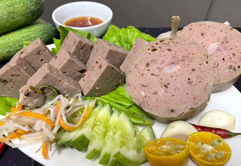 Lẩu Bò Nhà Gỗ tại Đường Hùng Vương Nối Dài, Thành phố Mỹ Tho, Tiền Giang