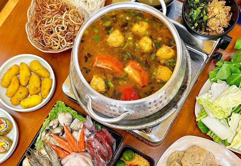 Buffet Lẩu Vương - Lẩu Riêu & Lẩu Thái 43 Dịch Vọng Hậu, Cầu Giấy, Hà Nội