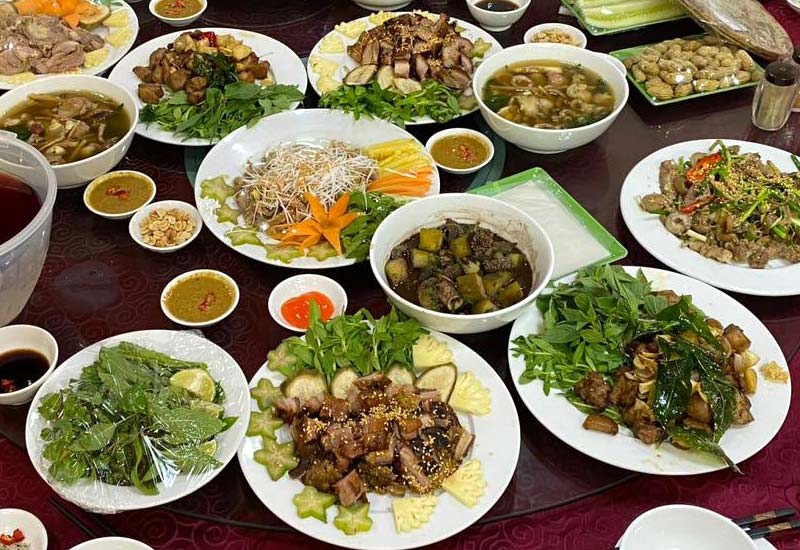 Nhà Hàng Nhất Quán 165 Dương Quảng Hàm, P. Quan Hoa, Cầu Giấy, Hà Nội