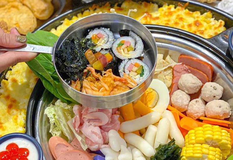 Spicy Box - Lẩu Buffet Topokki Hàn Quốc ở Kim Cúc Plaza, Ghềnh Ráng, Thành phố Quy Nhơn, Bình Định