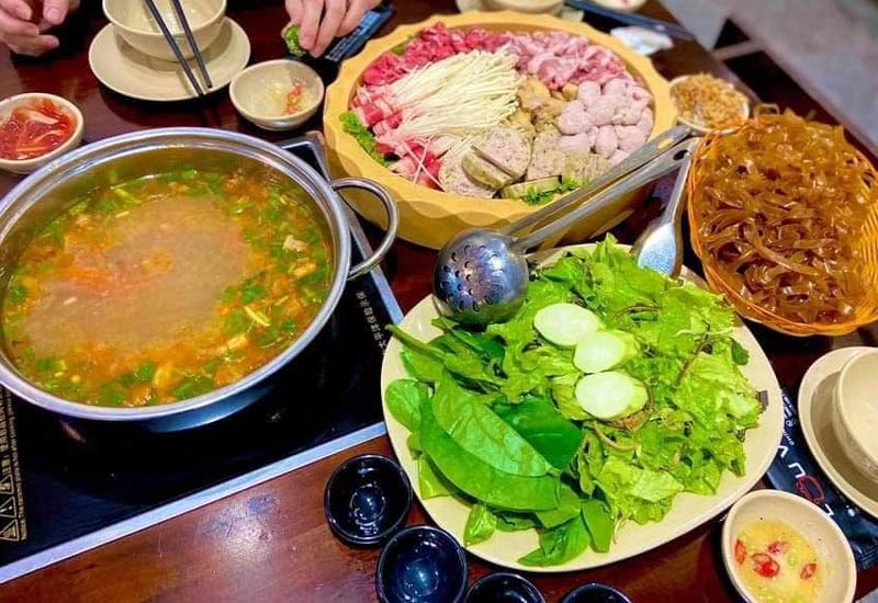 Lẩu Việt Chính Hiệu 106 Nguyễn Khuyến, Văn Quán, Hà Đông, Hà Nội