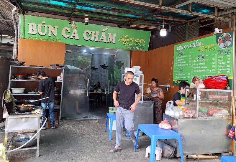 Quán Bún Cá Chấm Ngon Ngon 252 Lương Thế Vinh, P. Trung Văn, Quận Nam Từ Liêm, Hà Nội