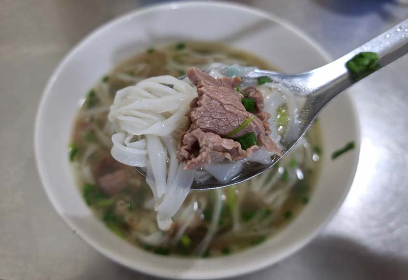 Phở Bò Bà Tâm 52 Mai Anh Tuấn, Chợ Dừa, Đống Đa, Hà Nội