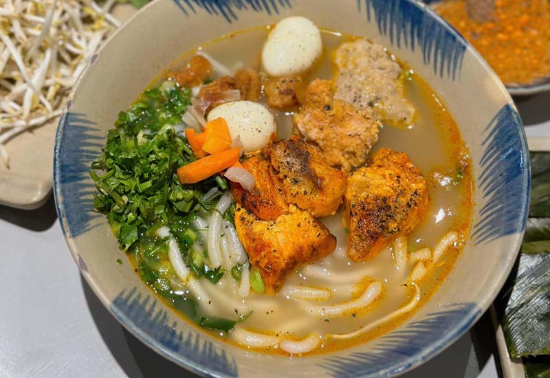 Mợ - Bánh Canh Cá Lóc 48 Bát Đàn, Hoàn Kiếm, Hà Nội