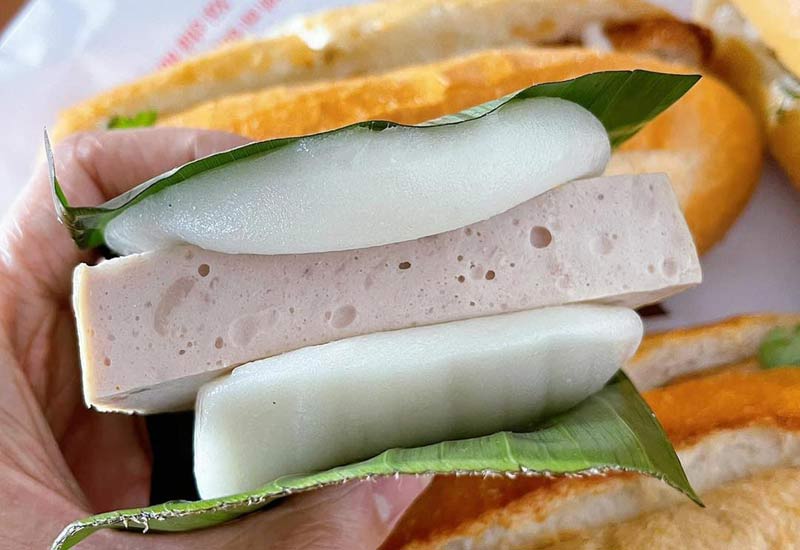 Bánh Mì Chả Nóng Dũng Hạnh 30 Ngõ 91 Trần Duy Hưng, Cầu Giấy, Hà Nội