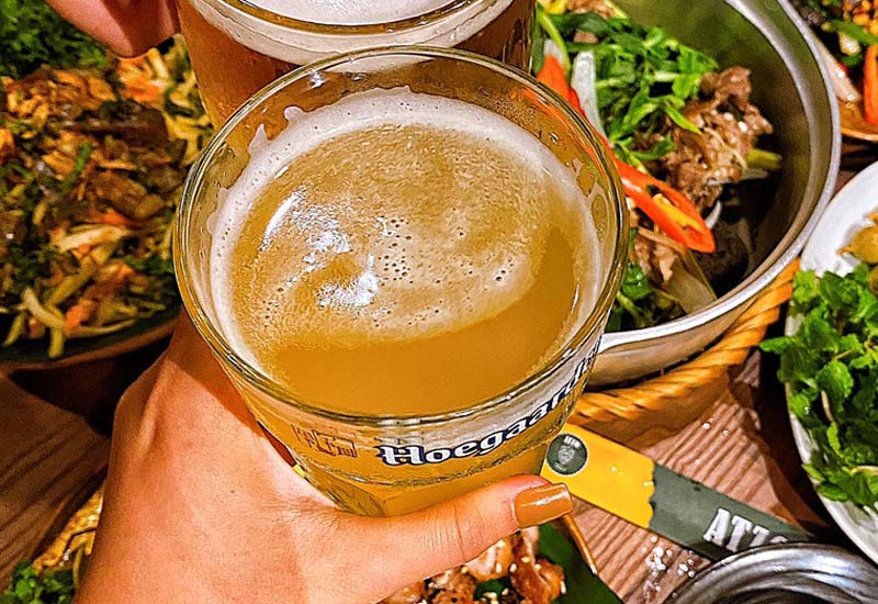 Nhà hàng Atzo Beer 02 Lê Phụng Hiểu, Tràng Tiền, Hoàn Kiếm, Hà Nội