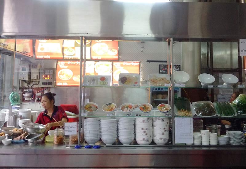 Bún Chả Cá Ngọc Liên 379 Nguyễn Huệ, Trần Phú, Thành phố Qui Nhơn, Bình Định