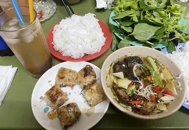 Bún Chả 74 Hàng Quạt, Hoàn Kiếm, Hà Nội