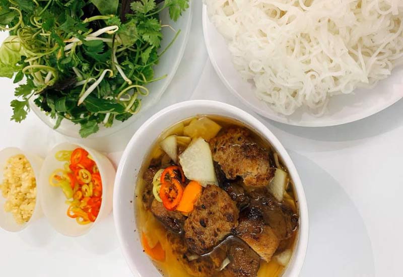 Bún Chả Nem Cua Bể Ngọc Xuân 102 Thuỵ Khuê, Tây Hồ, Hà Nội