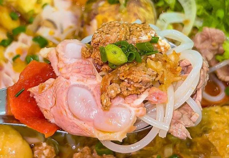 Quán Bún Riêu Cua Tuấn Anh 37 Hồng Mai, Hai Bà Trưng, Hà Nội