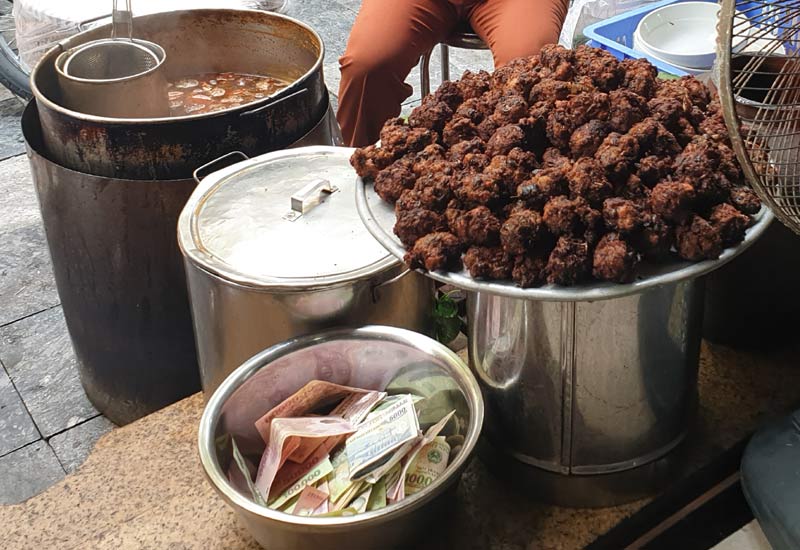 Quán Bún Ốc nổi tiếng Phố Cổ ở 43 Nguyễn Siêu, Hàng Buồm, Hoàn Kiếm, Hà Nội