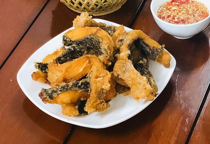 Tiệm Bún Cá Chấm Hạnh Béo ở ngõ 215 Tô Hiệu, Cầu Giấy, Hà Nội