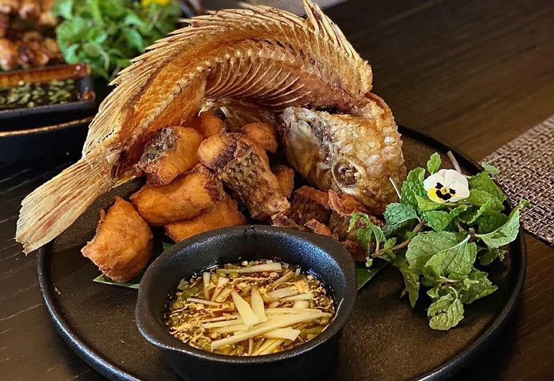 Nhà hàng Yatts ẩm thực Thái Lan - 19 Ngô Văn Sở, Hoàn Kiếm, Hà Nội
