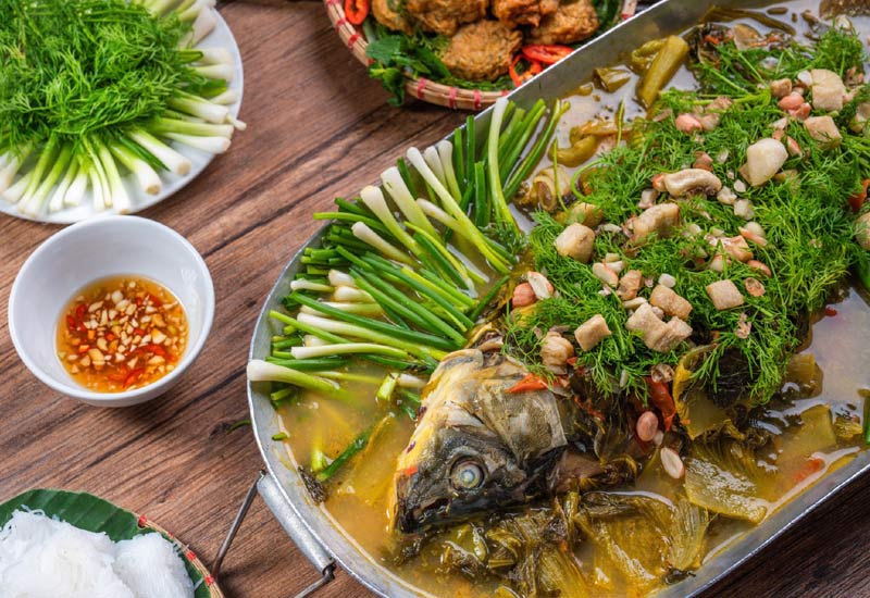 Bia Thu Hằng 101 Xuân La, Tây Hồ, Hà Nội