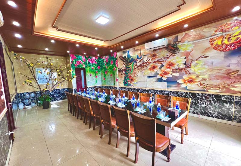 Nhà Hàng Thứ Cò - Chim To Dần ở Cổng chính CV Cầu Giấy, 102 Khúc Thừa Dụ, Cầu Giấy, Hà Nội