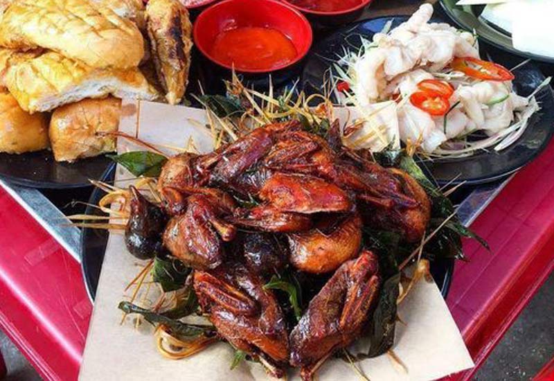 Nem Lụi Huế - Quán ăn vặt 3 miền ở 8 ngõ 4 Thụy Khuê, Ba Đình, Hà Nội