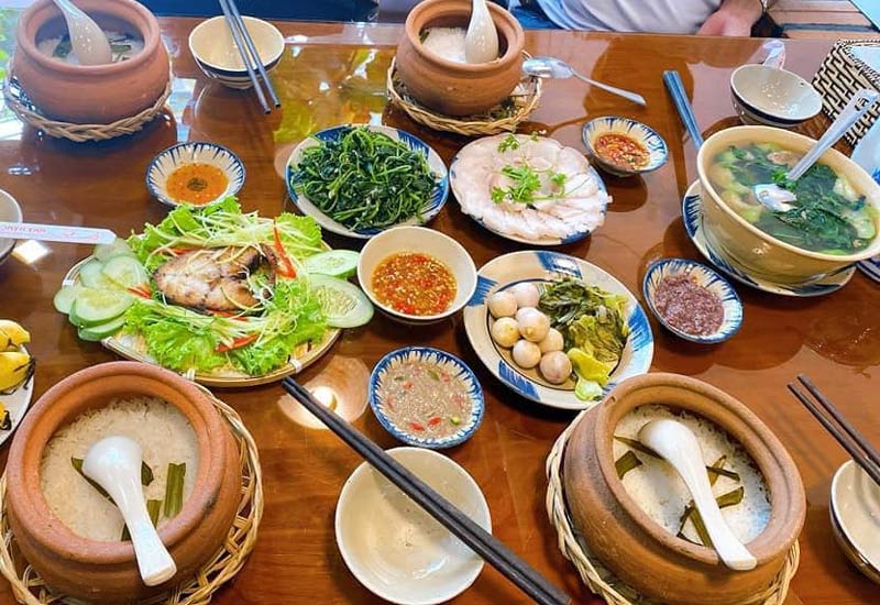 Nhà hàng Nam Anh 12 Nguyễn Khánh Toàn, P. Vĩnh Hải, Nha Trang, Khánh Hòa