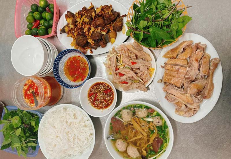 Bún Ngan Cô Hiền 8 Lĩnh Nam, Hoàng Mai, Hà Nội