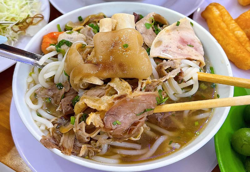 Bún Bò Huế Ngự Bình 386 Trần Phú, Từ Sơn, TP. Bắc Ninh