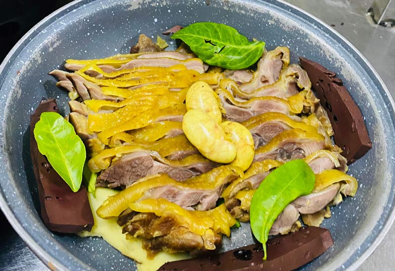 Nhà hàng Nhật Vạn 2 địa chỉ 319 Nguyễn Văn Linh, Dư Hàng Kênh, Lê Chân, Hải Phòng