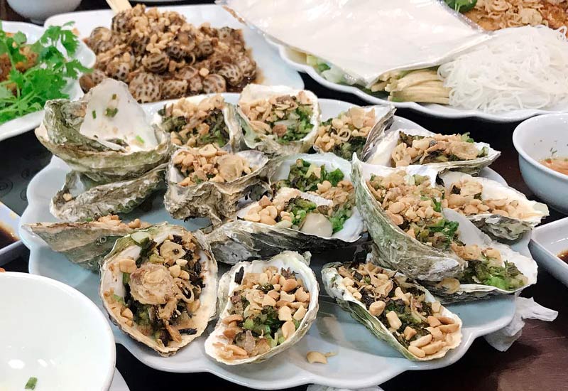 Nhà Hàng Thuận Phát - Hải Sản ở Ngõ 176 đường Cao Lỗ, Xóm Hậu, Uy Nỗ, Đông Anh, Hà Nội
