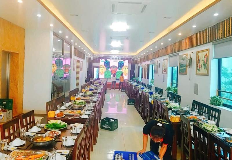 Nhà Hàng Thuận Phát - Hải Sản ở Ngõ 176 đường Cao Lỗ, Xóm Hậu, Uy Nỗ, Đông Anh, Hà Nội