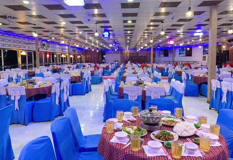 Đồng Tiến Luxury Restaurant 75/1 Nguyễn Thị Minh Khai, Nha Trang, Khánh Hòa