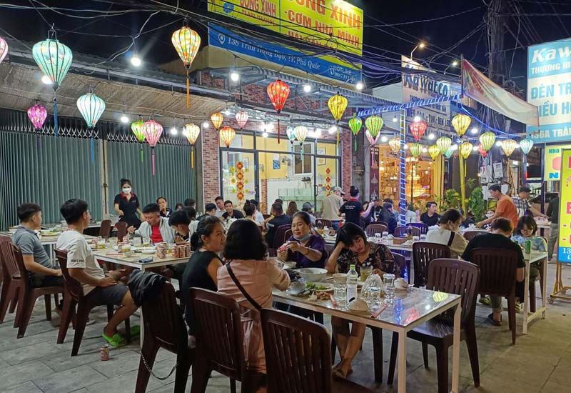 Nhà hàng Bống Xinh 138 Trần Hưng Đạo, Thành phố Phú Quốc