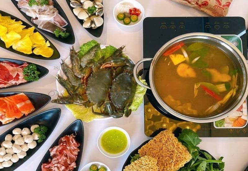 Nhà Hàng Hoàng Gia - Buffet Hải Sản 358 Ngọc Hân Công Chúa, Thành phố Bắc Ninh