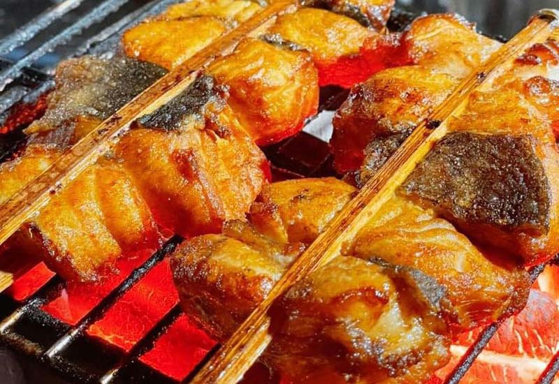 Chả Cá Lăng Ngon 3B ở 115B Phùng Hưng, Hoàn Kiếm, Hà Nội